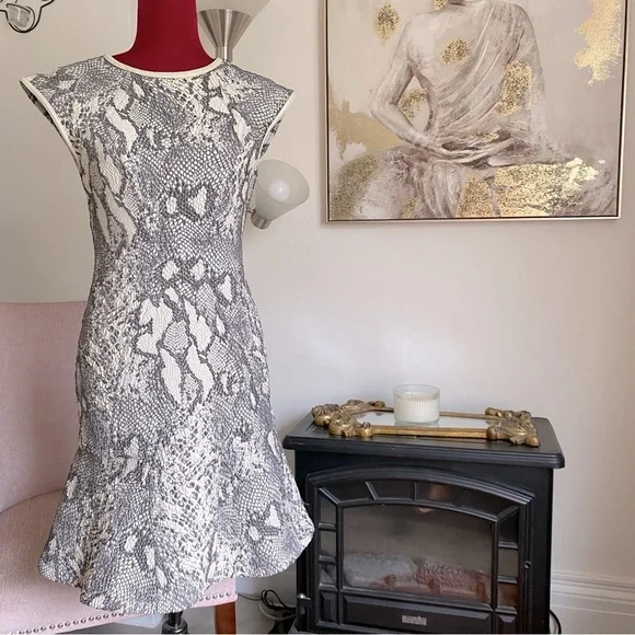 YIGAL AZROUEL CREAM BLACK ANIMAL PRINT MINI DRESS - Picture 4 of 15